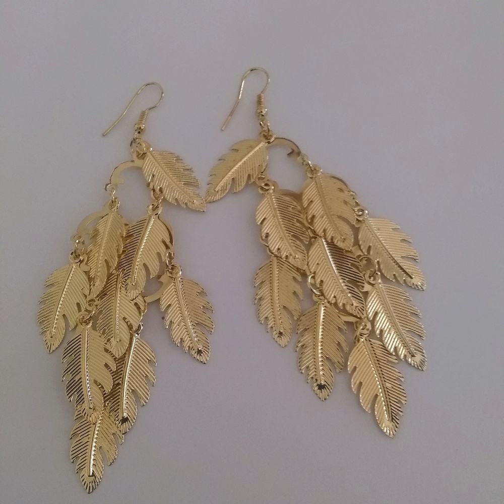 Gold earrings